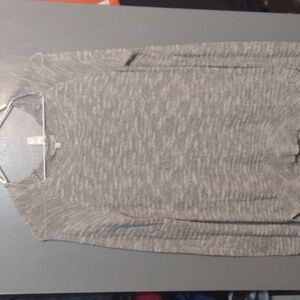 Mudd Gray sweater size small